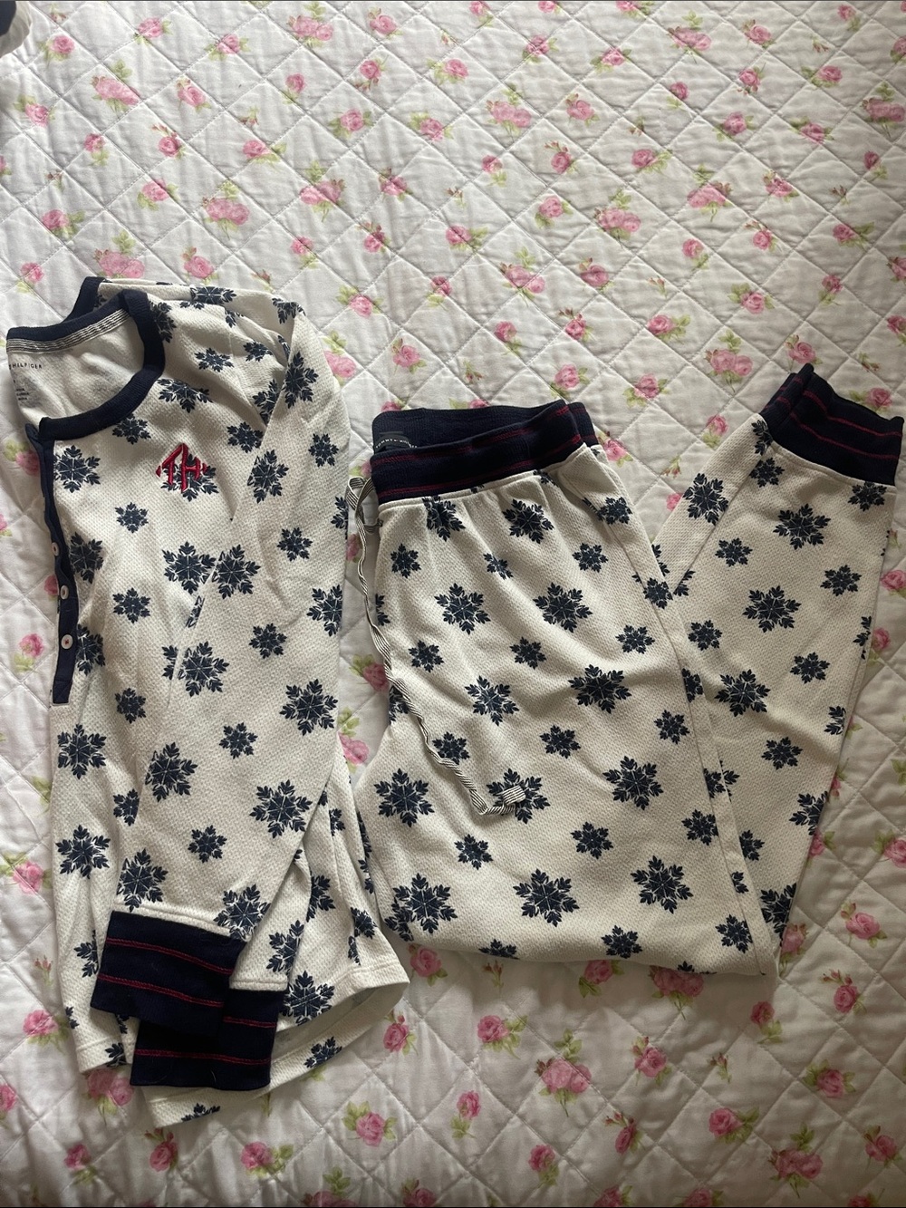 Pajama Set - Tommy Hilfiger, Snowflakes ❄️
